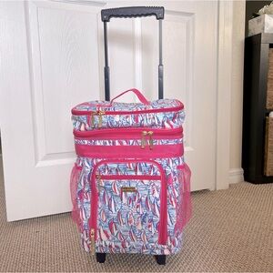EUC Lilly Pulitzer rolling cooler. HOLY GRAIL original Red Right Return